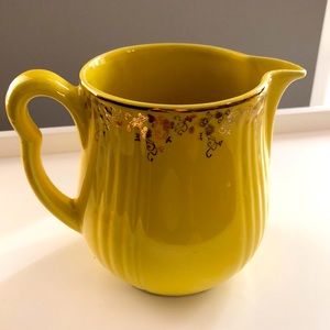 Hall’s Teapot (no lid)